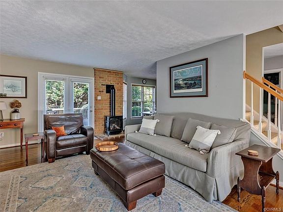 5th image of 8275 Christopher Paul Dr