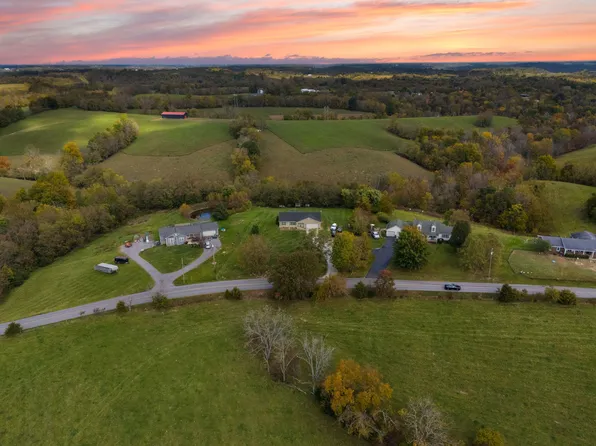 1237 Mount Hebron Rd, Lancaster, KY 40444