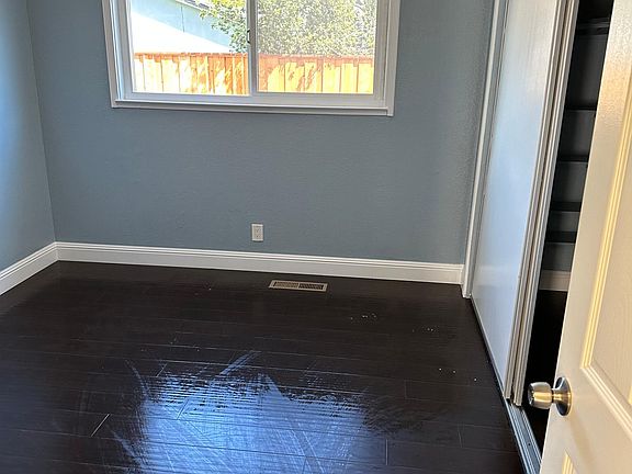 5th image of 5506 Thornwood Dr