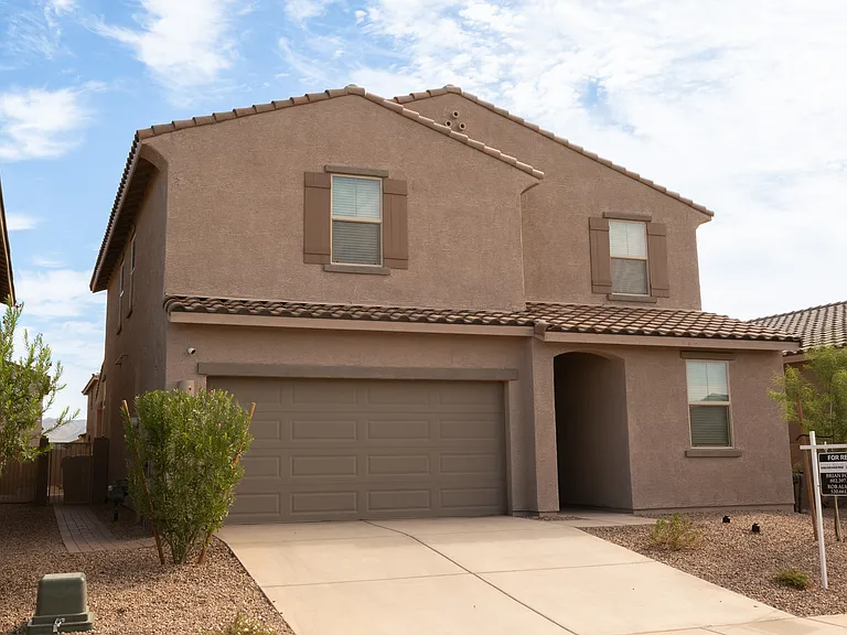 10410 W Robertson St — Photo 34
