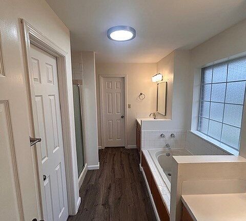 5th image of 201 Cross Timbers St