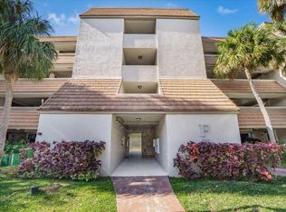 511 Ives Dairy Rd APT 101-6, Miami, FL 33179