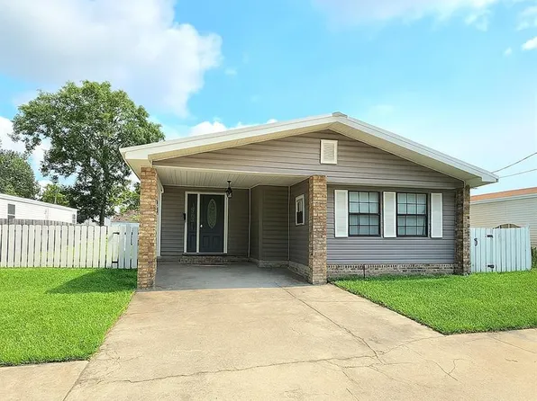 605 E 1st St, Belle Chasse, LA 70037