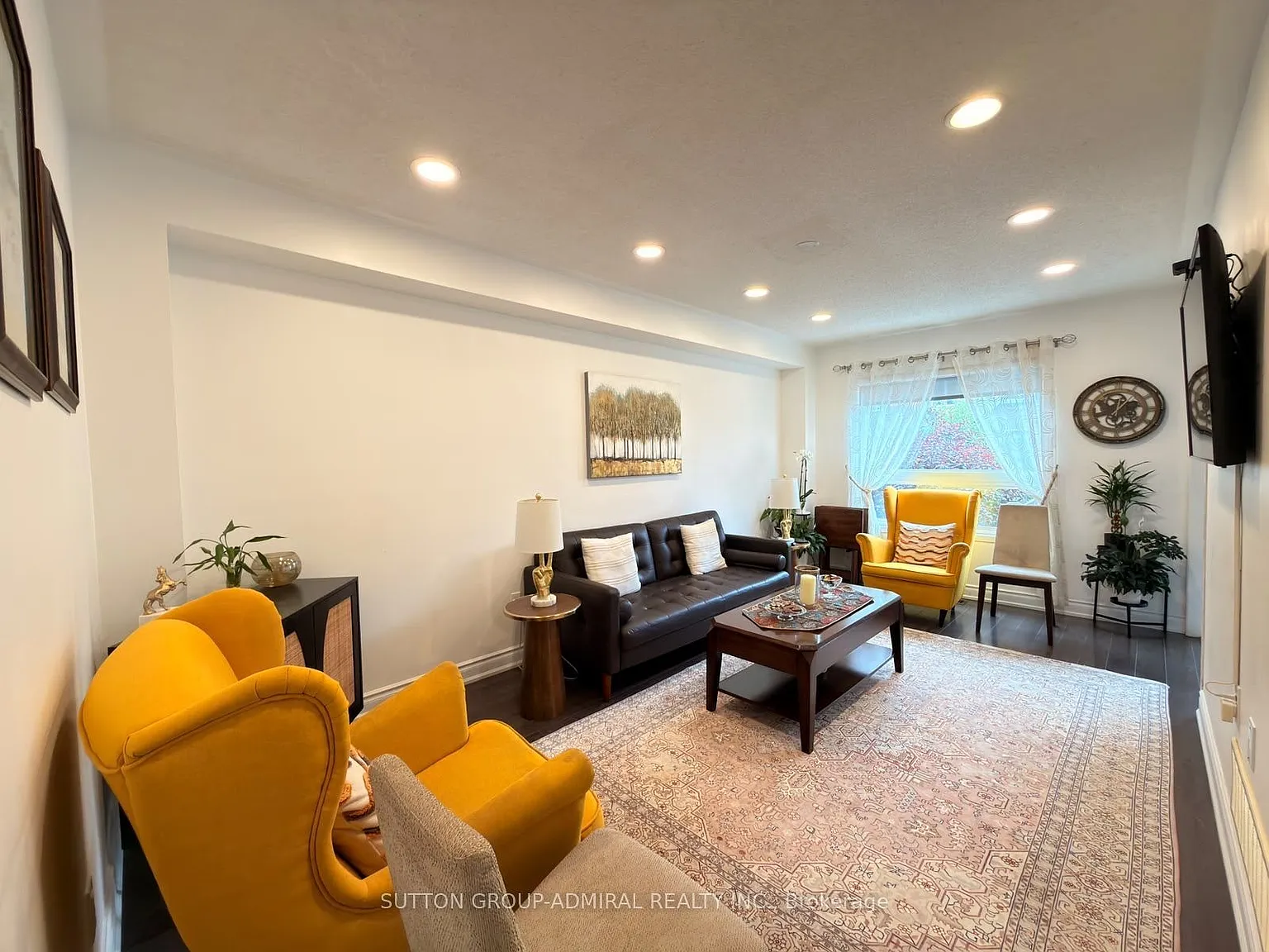 3 bed, $3,000 — Photo 3