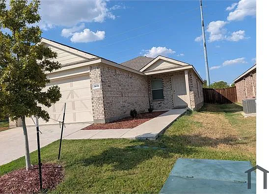 3 bed, 1461 sqft, $2,500 — Photo 2