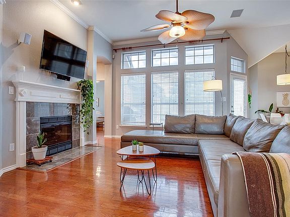4th image of 10313 Forrest Dr