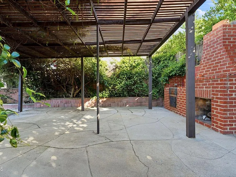 3153 Orange Ave — Photo 39