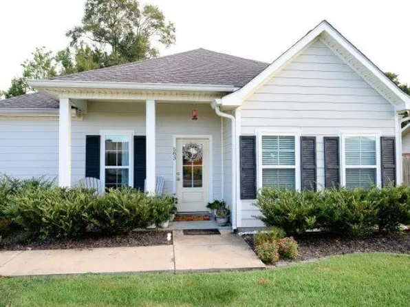 583 Rollins Rd, Lake Charles, LA 70611