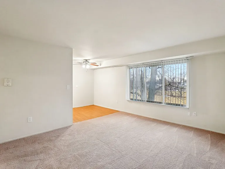 Ashbury Place Apartments — Photo 18
