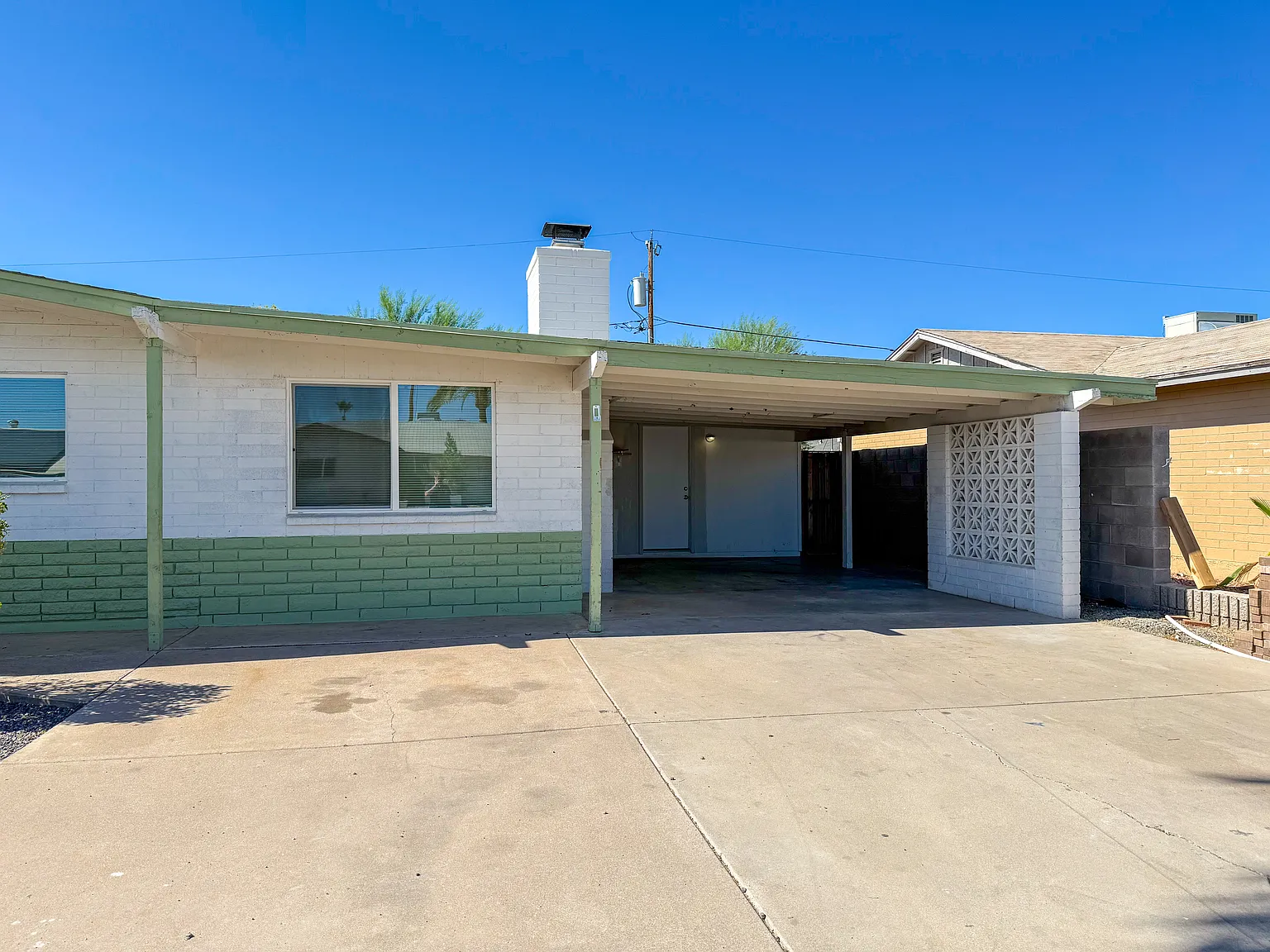 4 bed, 1915 sqft, $2,295 — Photo 4