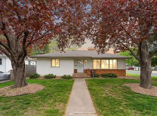 202 Ash St W, South Saint Paul, MN 55075
