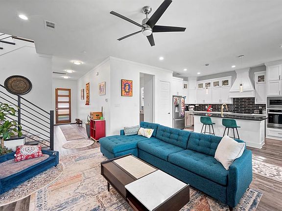 4th image of 1818 Ramsey Ave