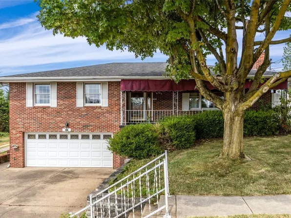107 Silver Maple Ave, Houston, PA 15342