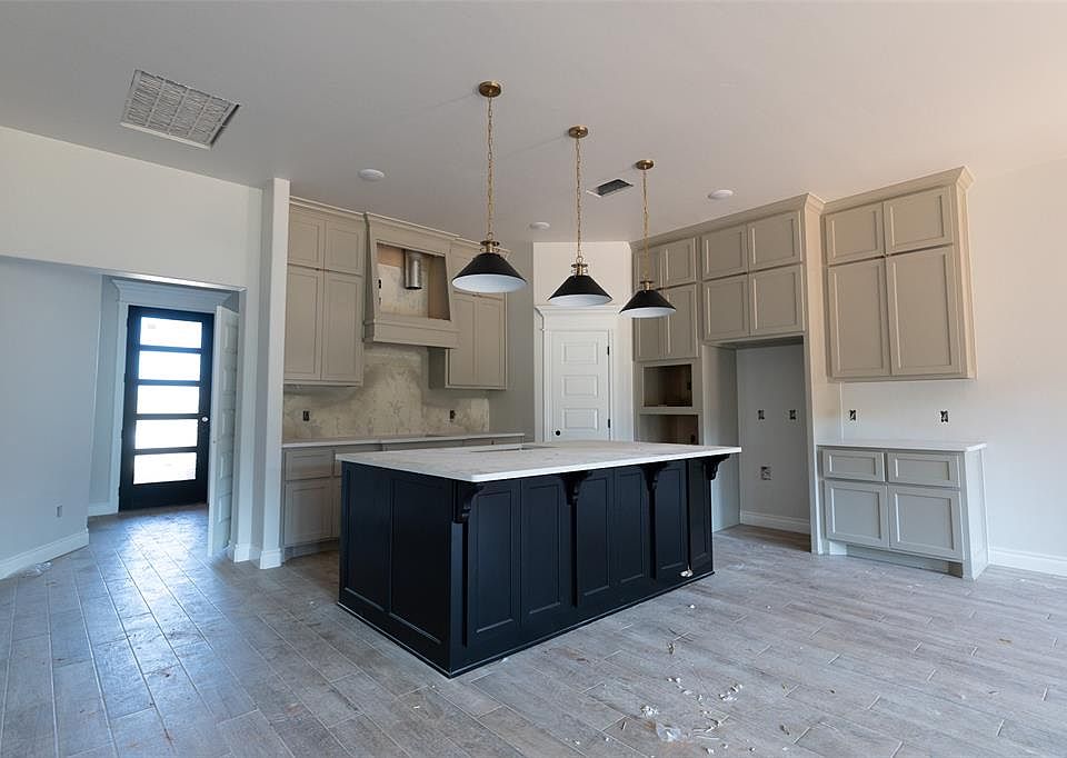 1st image of 5517 Eden View Dr