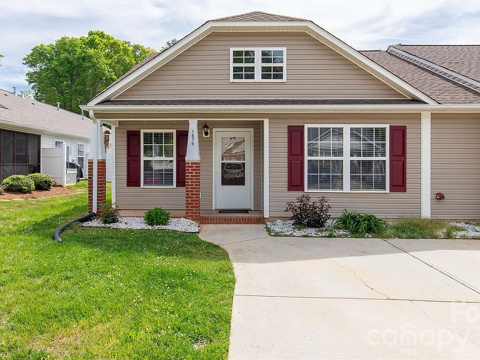 1st image of 1679 Clemmon Sanders Cir