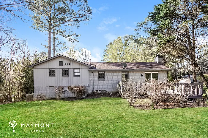 513 Hemlock Dr — Photo 18