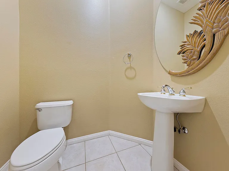 10221 Angel Peak Ct — Photo 23