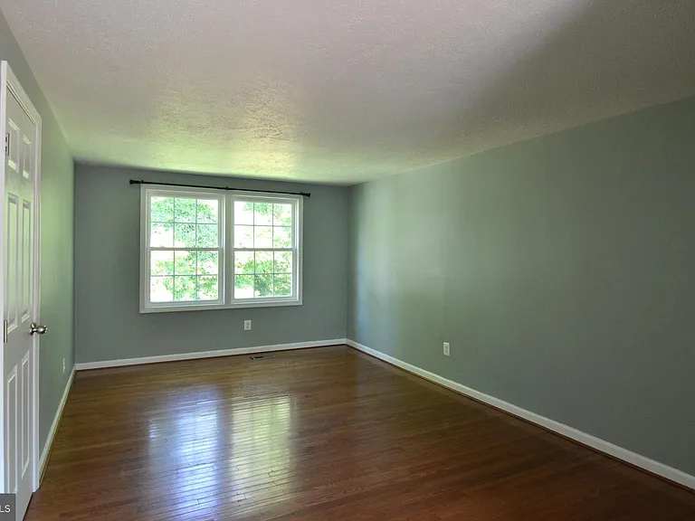 17312 Amity Dr — Photo 15