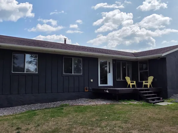 1501 1st Ave E, International Falls, MN 56649