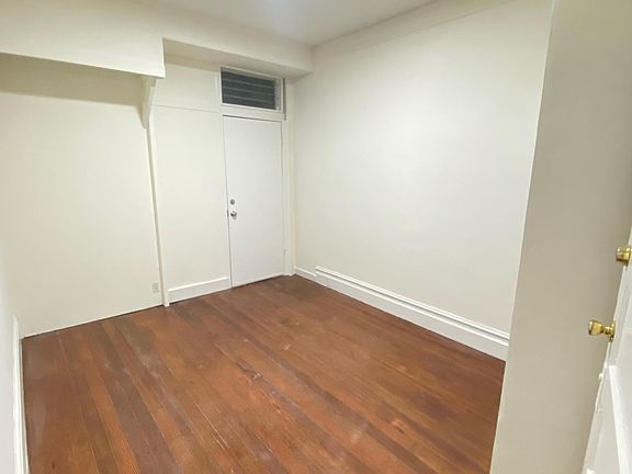 4th image of 54 Beaumont Ave #A