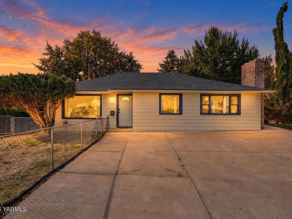 1st image of 912 Rose Pl