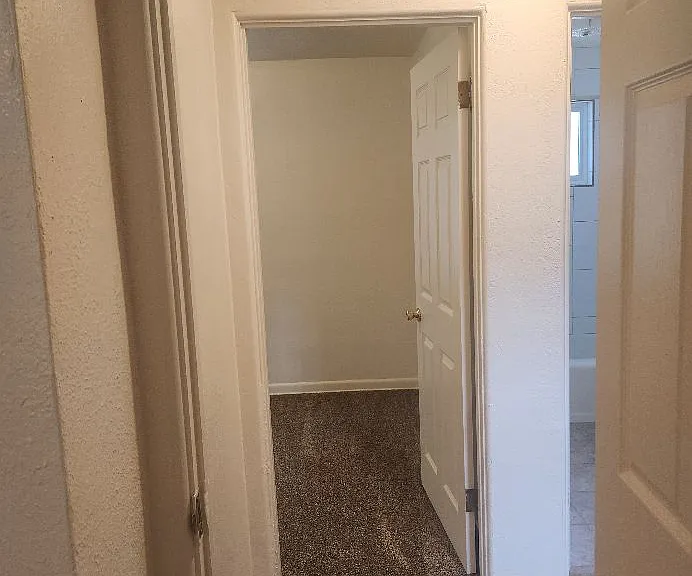 30 N Union Blvd — Photo 17
