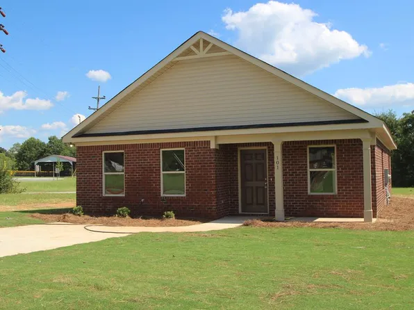 101 Cross Ave, Ninety Six, SC 29666