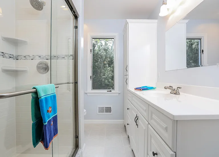 6 Jackson Rd — Photo 10