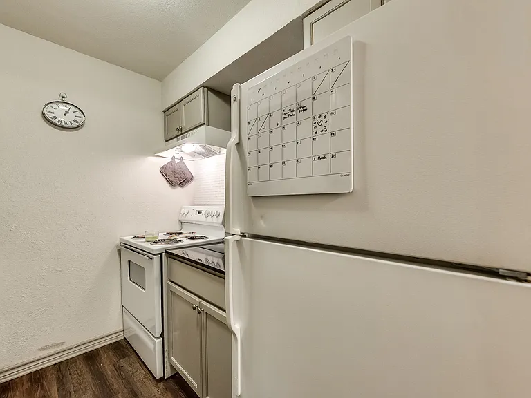 5330 Junius St — Photo 6