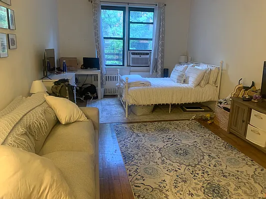 Rented by Prince Real Estate Associates LLC | media 19
