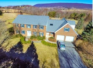 201 Schempf Rd, Boalsburg, PA 16827