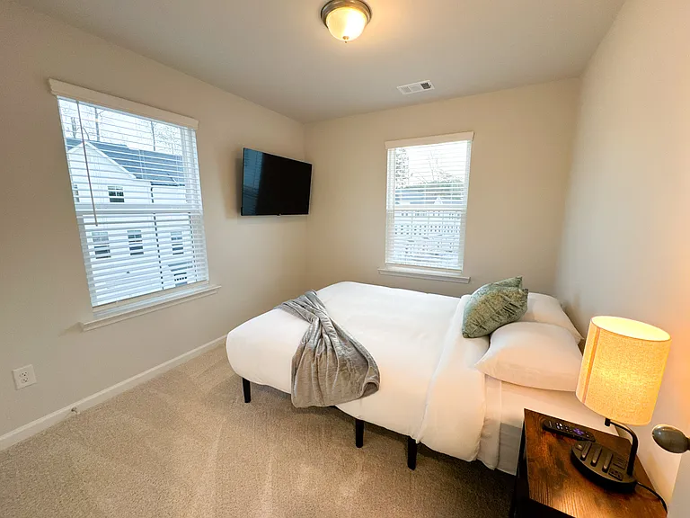 3217 Bateman Dr — Photo 58