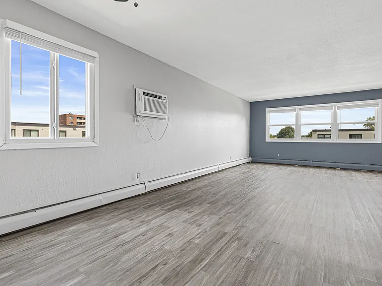 Ridgebrook Apartments — Photo 41
