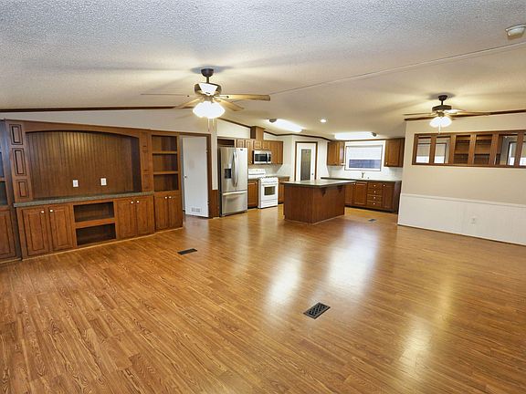 4th image of 3723 Mount Gilead Rd