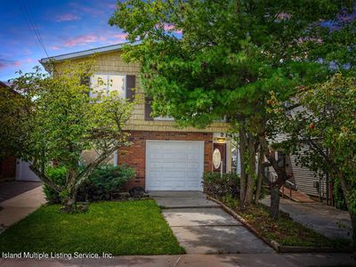 214 Bishop St, Staten Island, NY, 10306