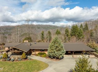 711 High Country Private Rd, Butler, TN 37640