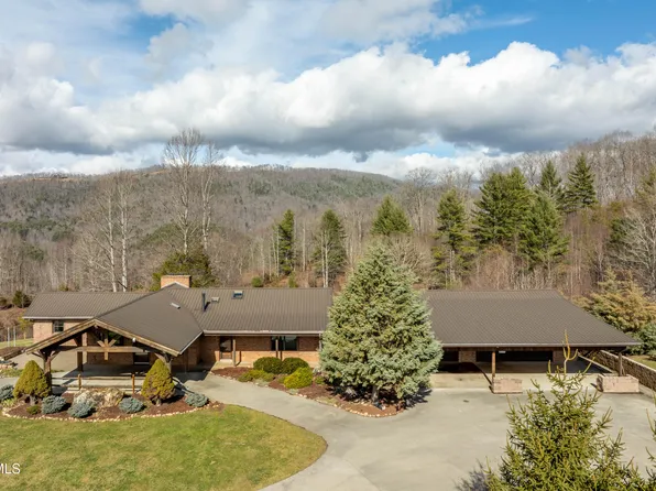 711 High Country Private Rd, Butler, TN 37640