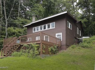 5741 Head Lake Rd, Hastings, MI 49058