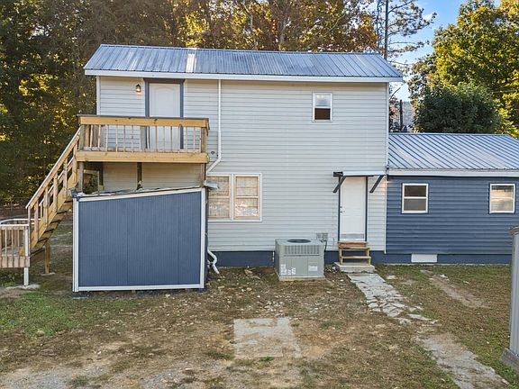 3rd image of 508 Paintbrush Rd