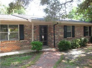 60 Junior Dr, Shalimar, FL 32579