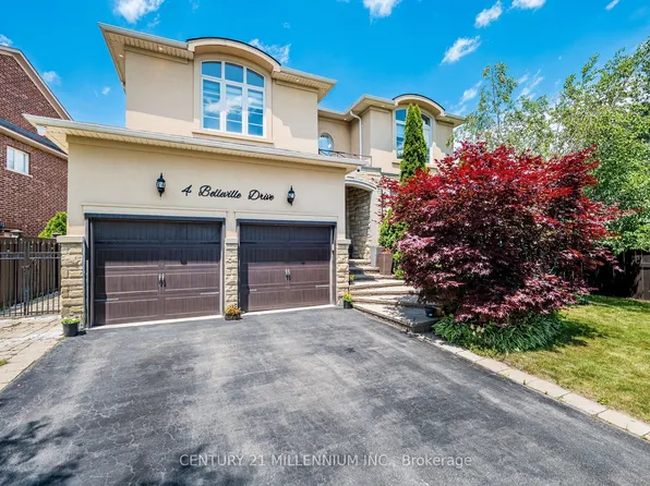 4 Belleville Dr, Brampton, ON L6P 1V7