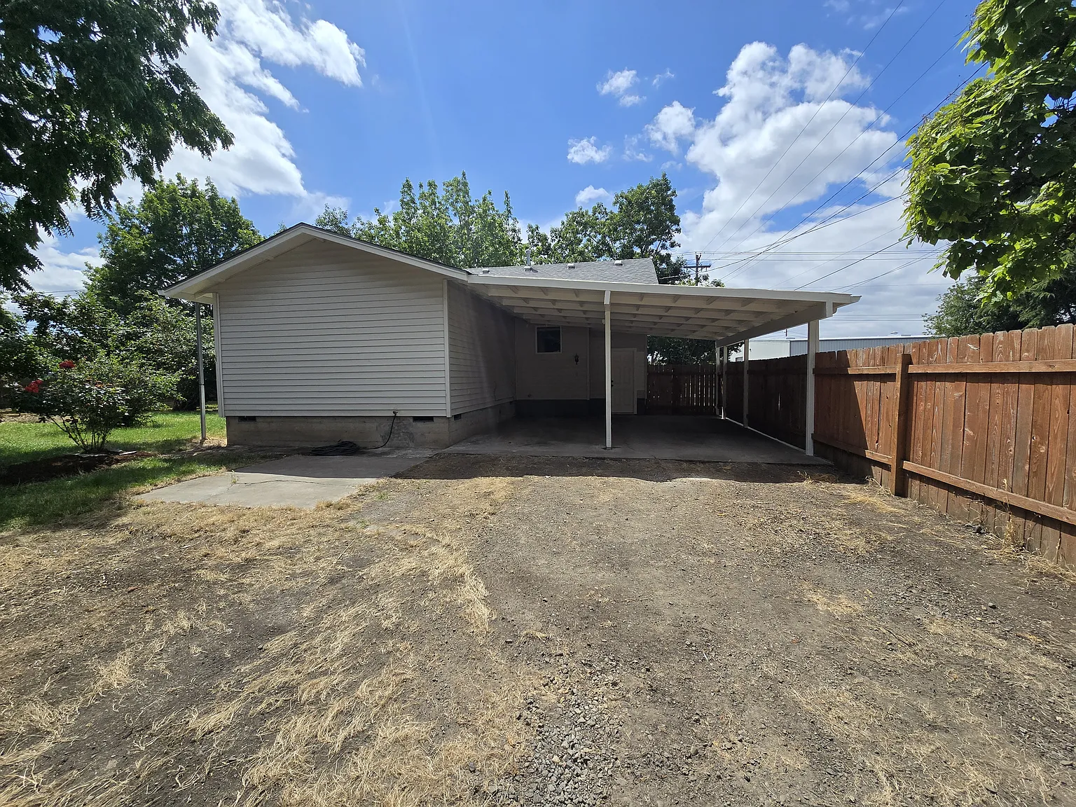 3 bed, 1158 sqft, $2,250 — Photo 3