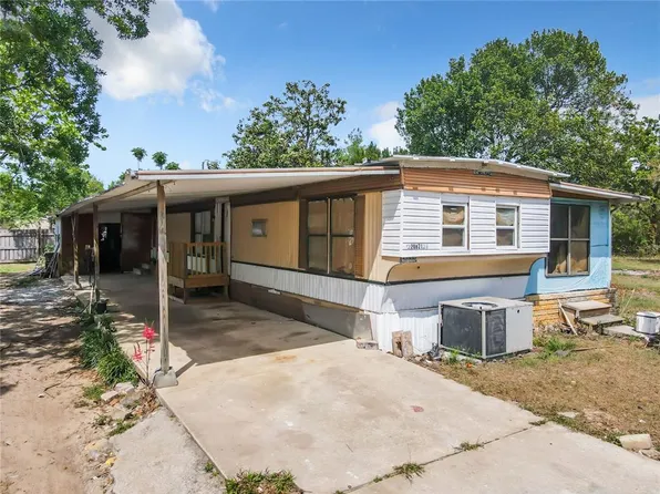 20821 SE 144th Ln, Umatilla, FL 32784