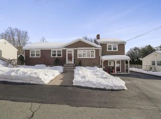 40 Sunflower Rd, Holbrook, MA 02343