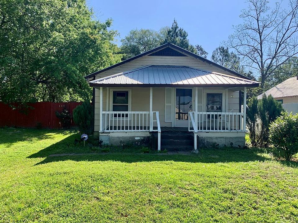 111 9th St SW, Moultrie, GA 31768 Zillow