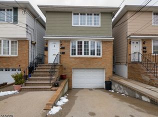 402 N 5th St, Harrison, NJ 07029