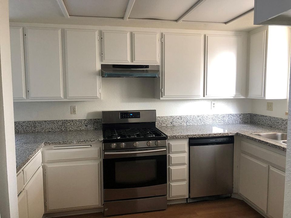 2nd image of 1951 S Euclid Ave #18