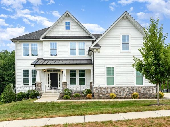 209 Forsythia Ln