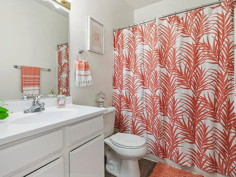 Marley Manor Luxury Apartment Homes — Photo 64