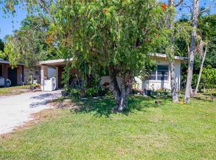 565 Carolina Ave, Fort Myers, FL 33905